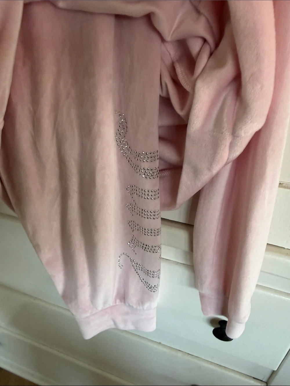 Juicy Couture Light Pink Velour lounge set / pajamas - Picture 8 of 8